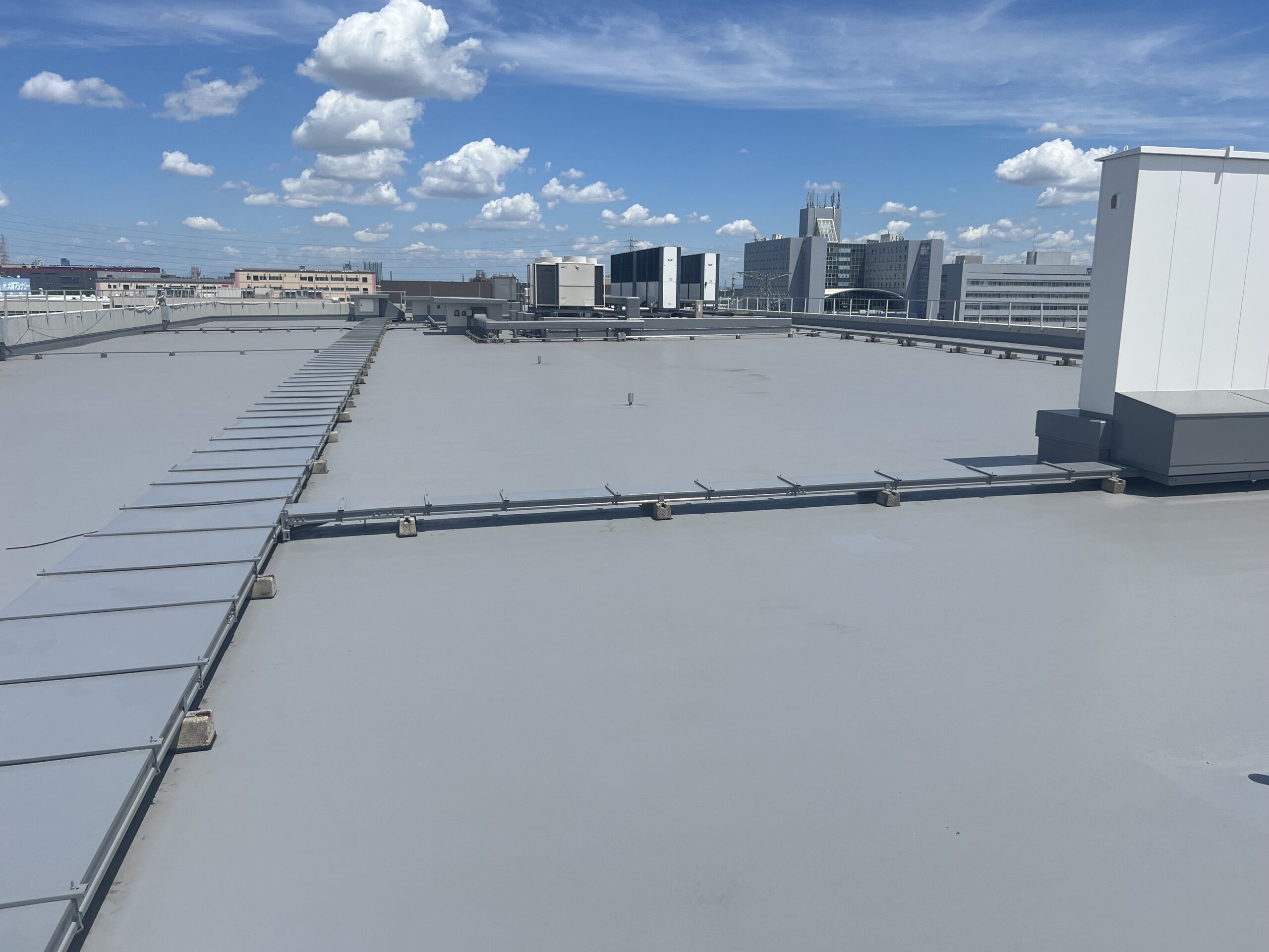 某大学校舎屋上防水補修他工事